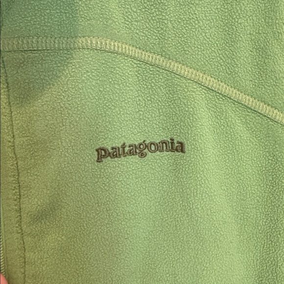Men’s Patagonia R1 Green Vest Medium Project Jacket Coat - Picture 3 of 10